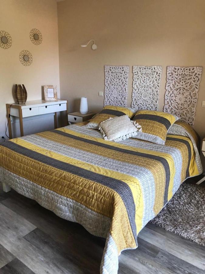 Lagalerne Bed and Breakfast Neuville-du-Poitou Εξωτερικό φωτογραφία