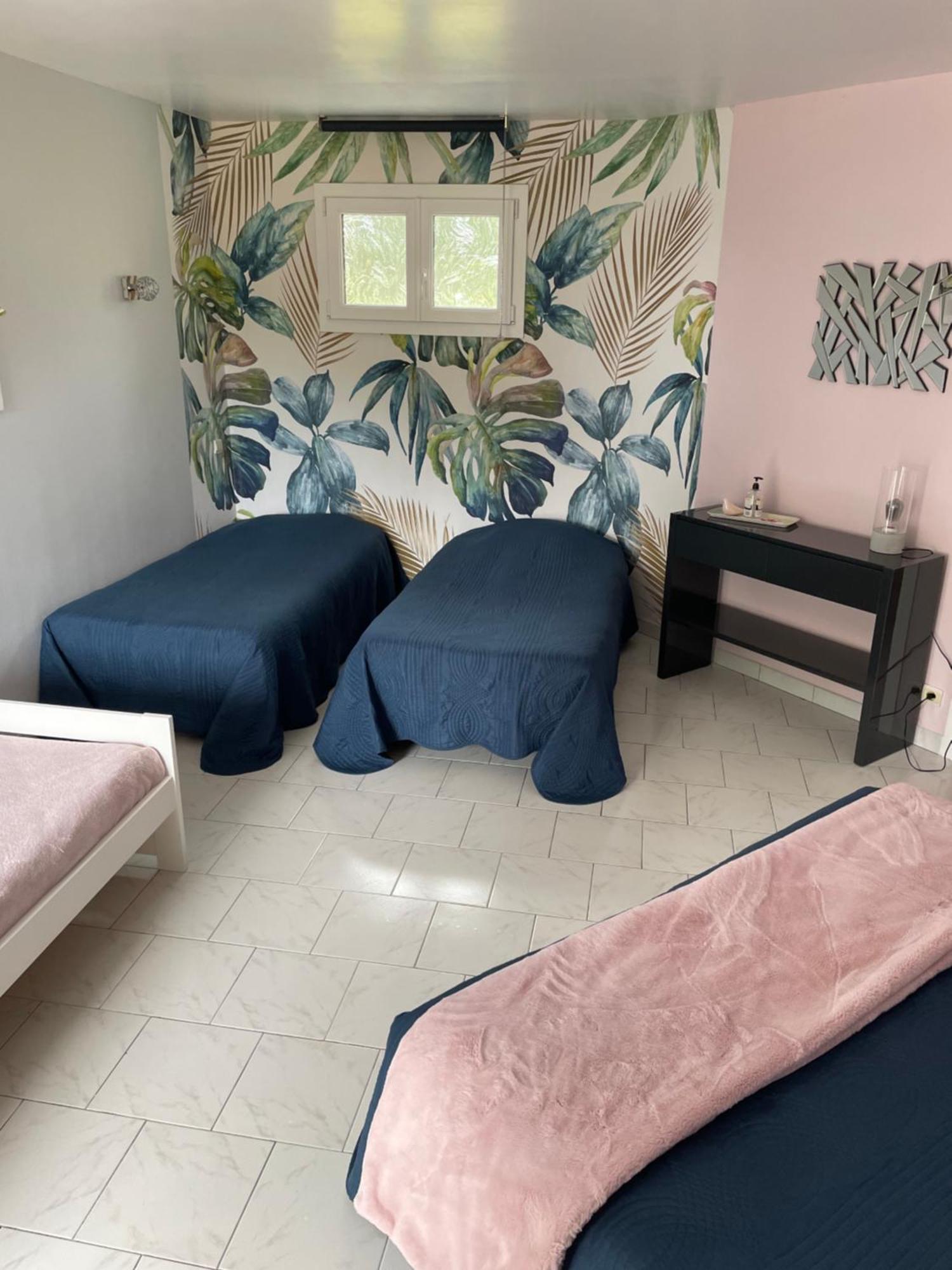 Lagalerne Bed and Breakfast Neuville-du-Poitou Εξωτερικό φωτογραφία